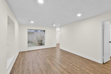 14714 Gladewick Dr, Humble, TX 77396 - photo 3