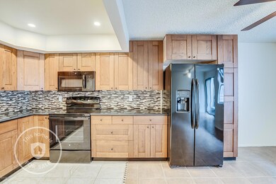 2121 S Pennington unit 26, Mesa, AZ 85202 - photo 7