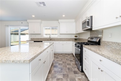 5280 Coyote St, Hemet, CA 92545 - photo 4