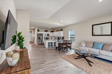 11766 W Scarlett Ln, Maize, KS 67101 - photo 5