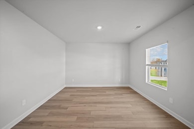 556 Cozy Bluff Rd, Spartanburg, SC 29301 - photo 4