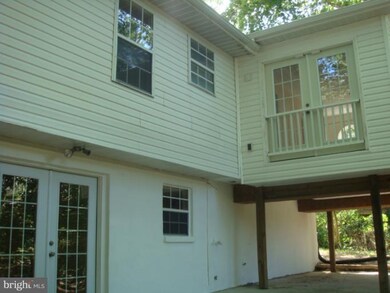 12407 Channelview Dr, Newburg, MD 20664 - photo 3