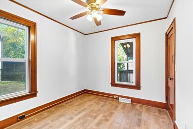 1710 College St, Cedar Falls, IA 50613 - photo 7