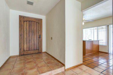 003_Foyer