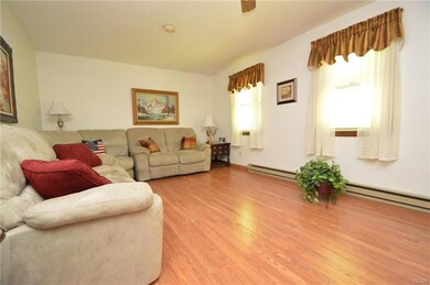 3224 Cranberry Heights Dr, East Stroudsburg, PA 18301 - photo 4