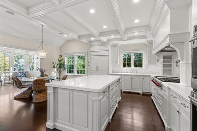 27 Pine Summit Cir, Weston, MA 02493 - photo 4