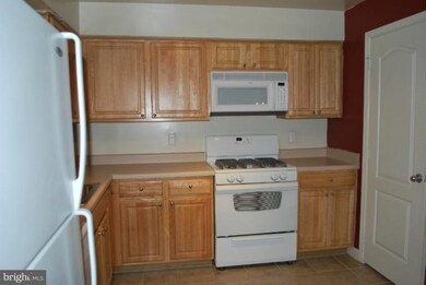 3828 Chesterwood Dr, Silver Spring, MD 20906 - photo 3