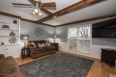 4002 Deer Lake Cir-15