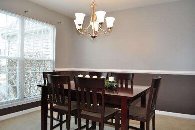 147 Pine Hill Ct, North Aurora, IL 60542 - photo 3