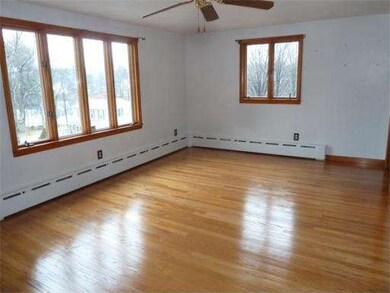 91 High St, Palmer, MA 01069 - photo 4