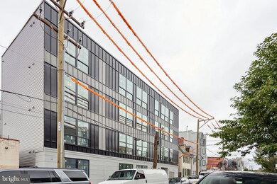 1112-16 E Berks St unit 406, Philadelphia, PA 19125 - photo 2