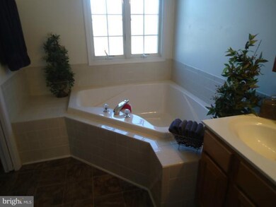 18515 Pilgrims Ct, Saint Marys City, MD 20686 - photo 4