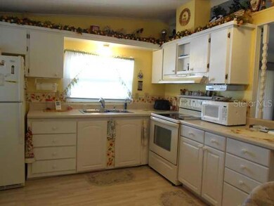 210 Menlo Park Ave, Davenport, FL 33897 - photo 2