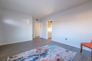 897 Rose Ave, El Centro, CA 92243 - photo 7