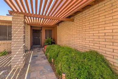 402 E Morrow Dr Phoenix AZ-small-003-10-
