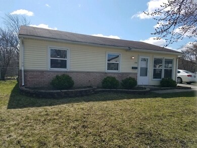 17211 Peach Grove Ln, Hazel Crest, IL 60429 - photo 3