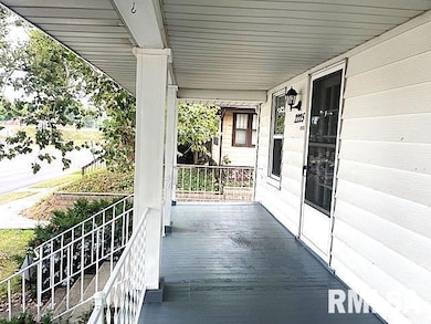 2225 S 6th St, Springfield, IL 62703 - photo 2