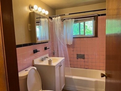 18 Arlington Ave, Dracut, MA 01826 - photo 7