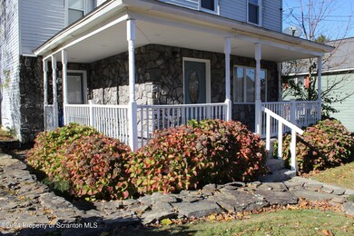 522 Packer St, Avoca, PA 18641 - photo 2