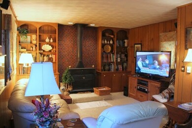 1610 Madison St, Cedar Falls, IA 50613 - photo 4