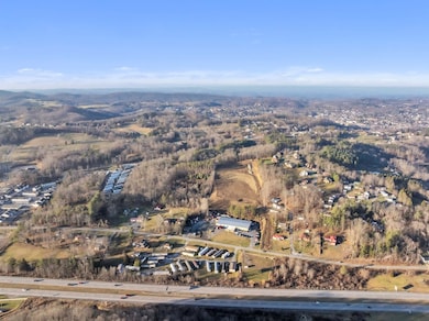 2170 Old Bluefield Rd, Princeton, WV 24739 - photo 2