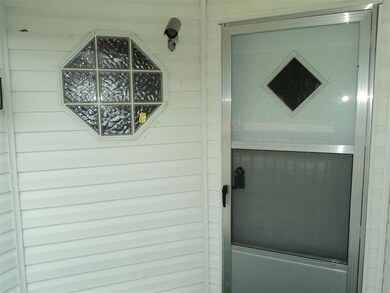 1110 Fretz St, Pensacola, FL 32534 - photo 2