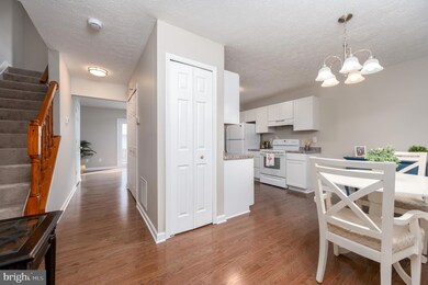 521 Realm Ct E unit 11-68, Odenton, MD 21113 - photo 6