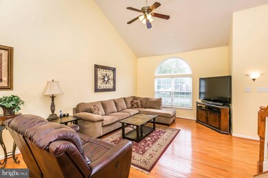 205 Teapot Ct, Reisterstown, MD 21136 - photo 4