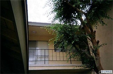 UPSTAIRS UNIT RENT READY TODAY
