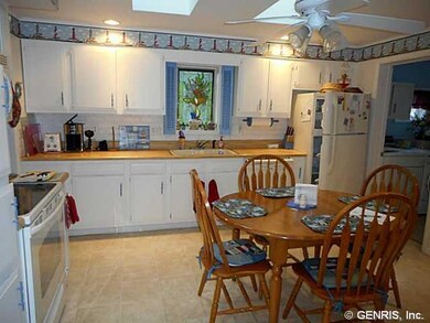 Kitchen. Spacious kitchen for entertaining and han