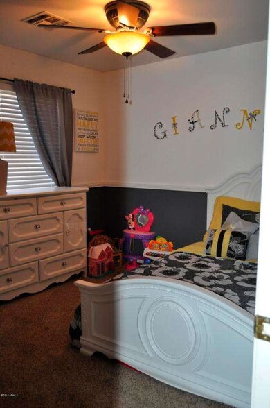 2ND BED ROOM