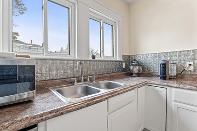 400 College St, Lewiston, ME 04240 - photo 4