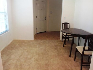 17752 dining