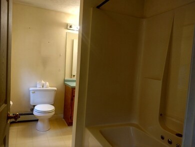 395B Onset Ave unit 1, Wareham, MA 02558 - photo 7