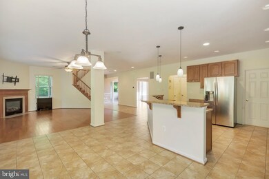 605 Stillwater Ln, Prince Frederick, MD 20678 - photo 3