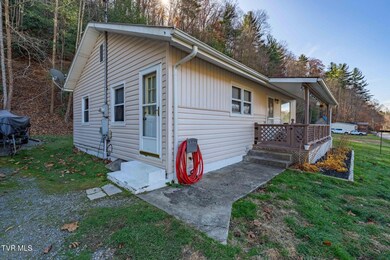636 Copley Branch Rd, Butler, TN 37640 - photo 4