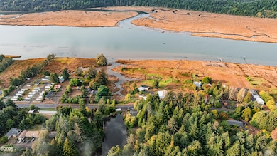 82 E Rainbow Rd, Waldport, OR 97394 - photo 5