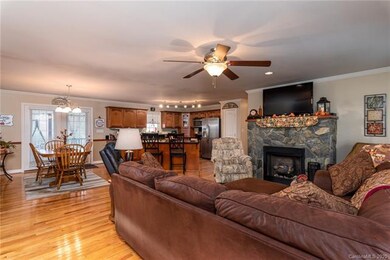 116 Hunter Fields Ct, Lincolnton, NC 28092 - photo 6