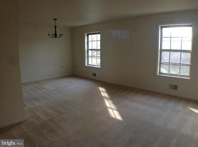 6021 Ticonderoga Ct, Burke, VA 22015 - photo 3