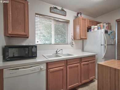 217 NE 146th Ave unit 34, Portland, OR 97230 - photo 6