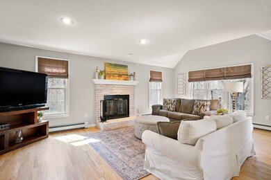 22 Roosevelt Ln, Hopkinton, MA 01748 - photo 6