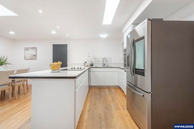 31722 Mcloughlin Dr, Philomath, OR 97370 - photo 7