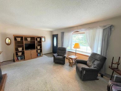 2908 Iris Ave NW, Cedar Rapids, IA 52405 - photo 7