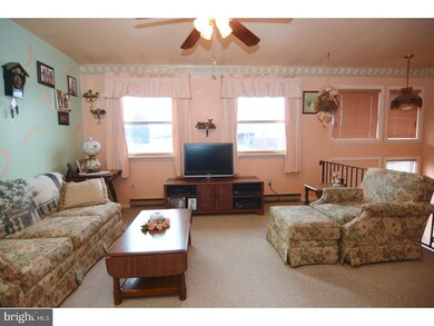 709 Hillside Dr, Hamburg, PA 19526 - photo 2