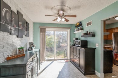 2131 Judson Ct, Davenport, IA 52803 - photo 5