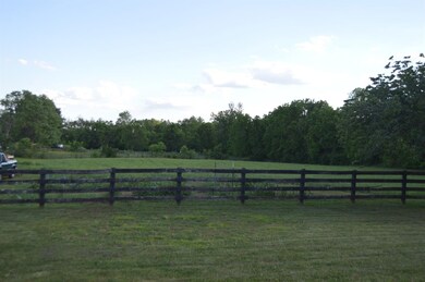 940 Faulkner Ln, Danville, KY 40422 - photo 4