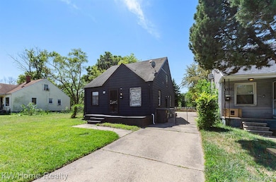 8051 Ashton Ave, Detroit, MI 48228 - photo 3