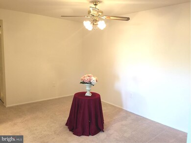 423 Christopher Ave unit 13, Gaithersburg, MD 20879 - photo 7