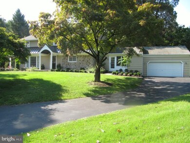 1923 Firethorn Ln, Villanova, PA 19085 - photo 3