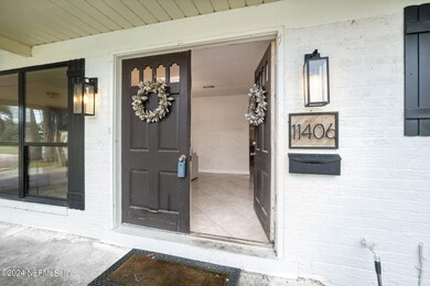 8-web-or-mls-11406 Avery Dr (12 of 33)